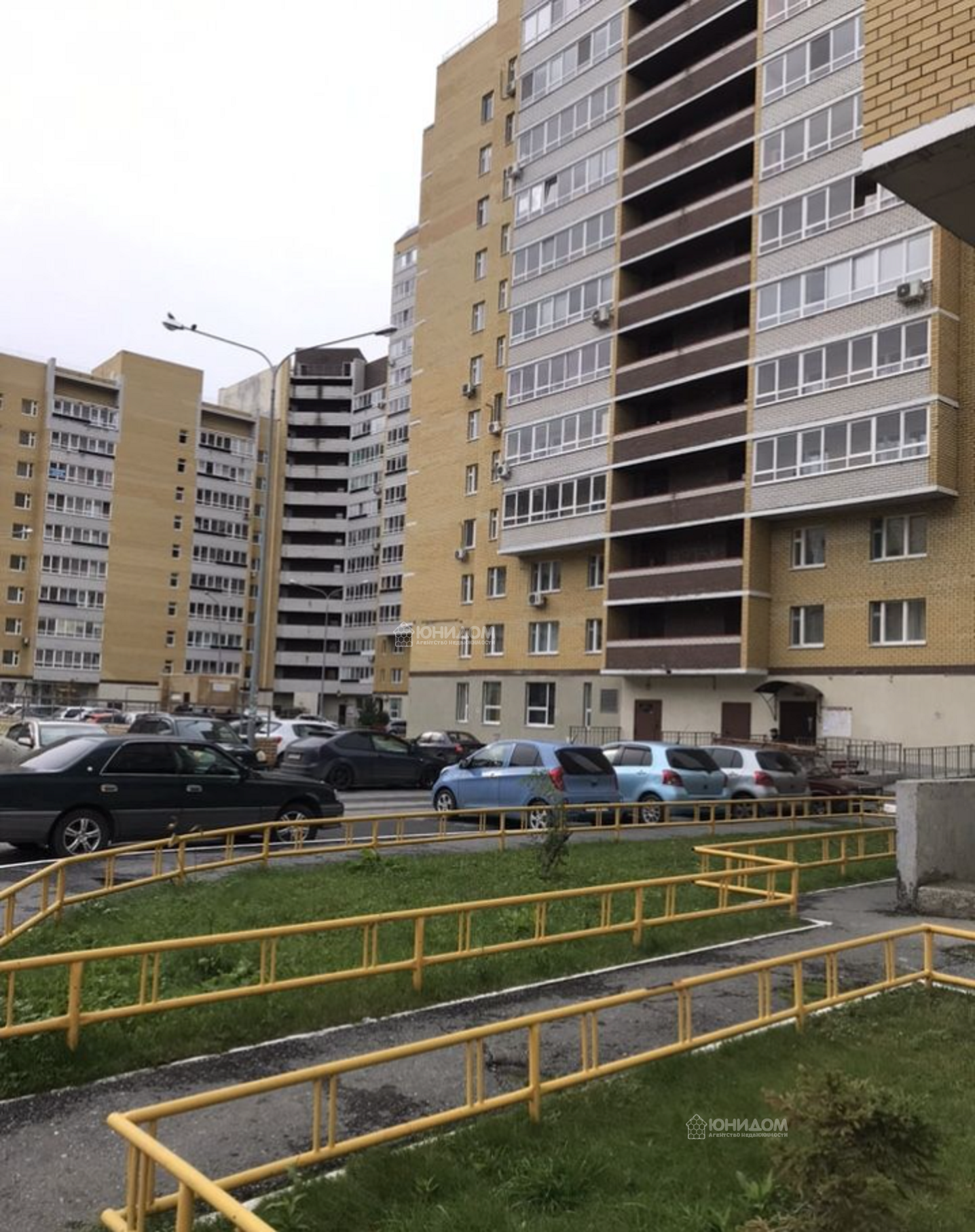 Тюмень эрвье 16. Эрвье 38 тюмень. Эрвье 16 корпус 1 тюмень. Ул эрвье 16. Улица эрвье 16 корпус 1 тюмень.